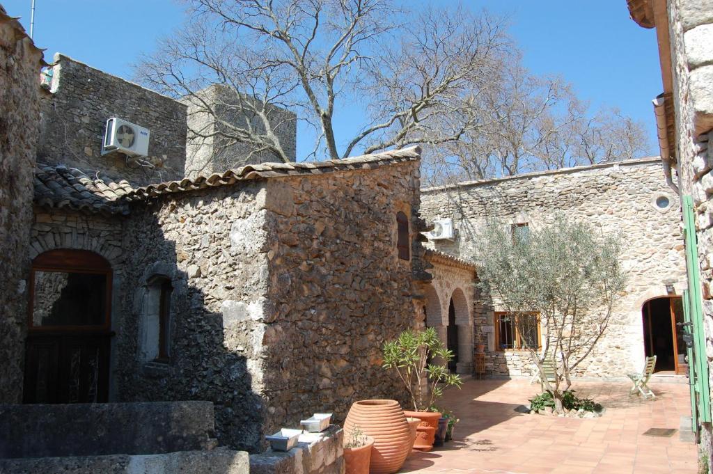 Le Prieure D'Orniols Hotel Goudargues Exterior photo