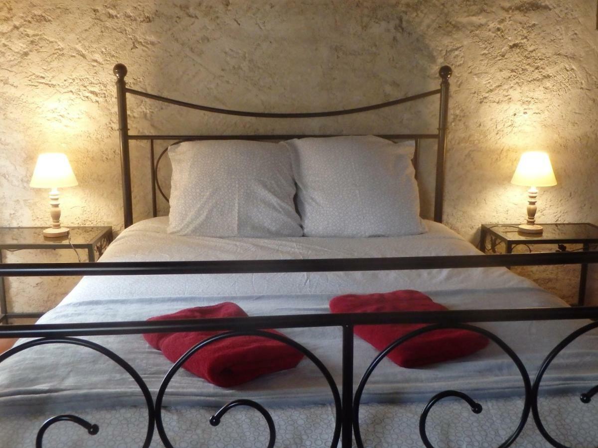 Le Prieure D'Orniols Hotel Goudargues Exterior photo